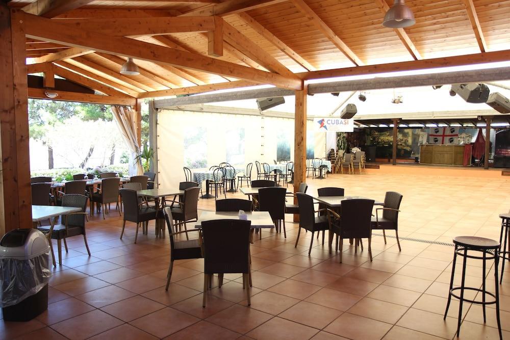 Marina Manna Hotel And Club Village Valledoria Kültér fotó