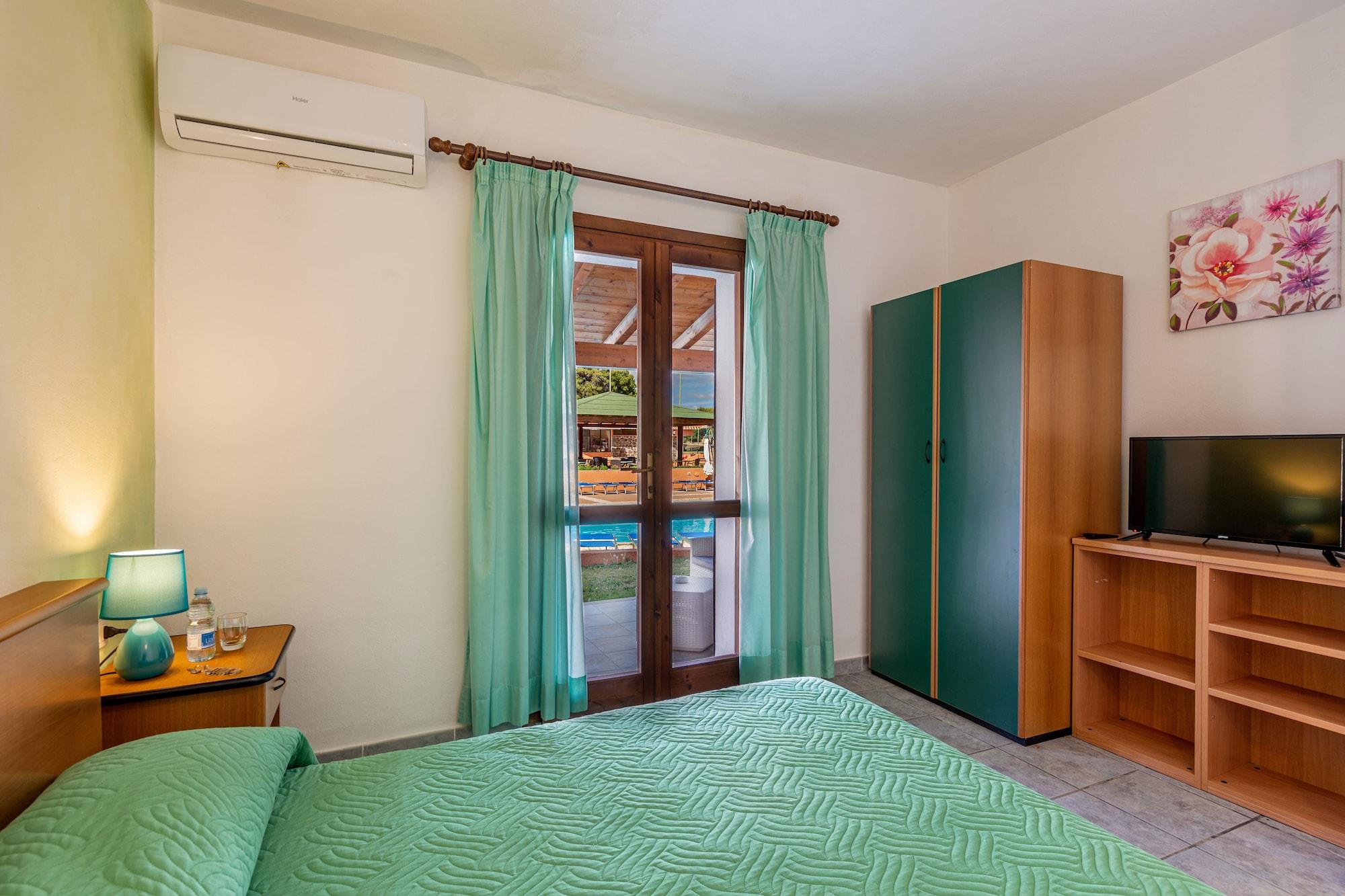 Marina Manna Hotel And Club Village Valledoria Kültér fotó
