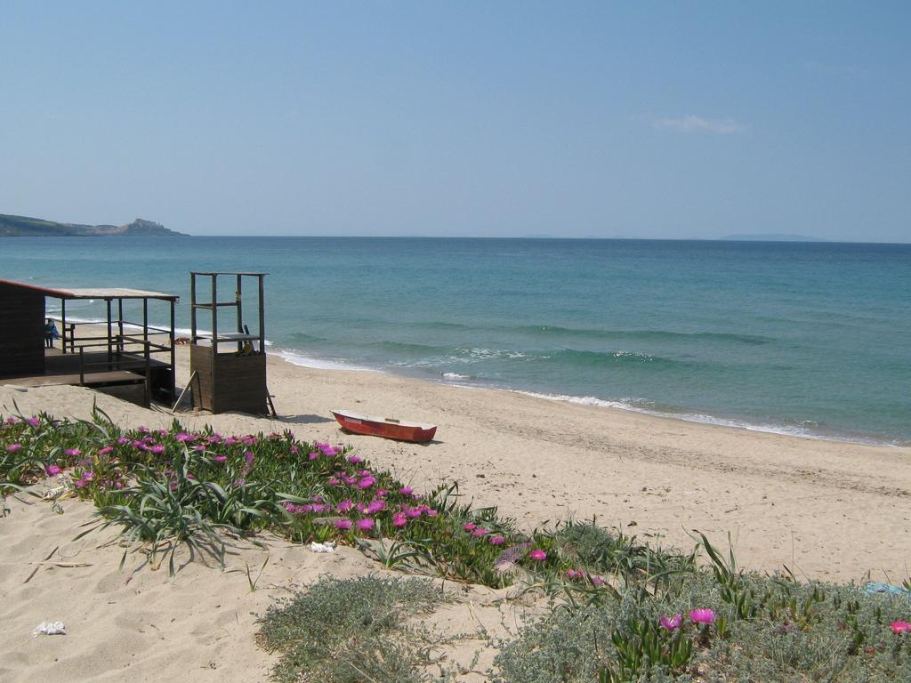 Marina Manna Hotel And Club Village Valledoria Kültér fotó